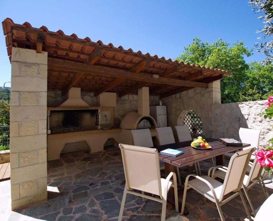 Villa Maragoudi Arménoi エクステリア 写真