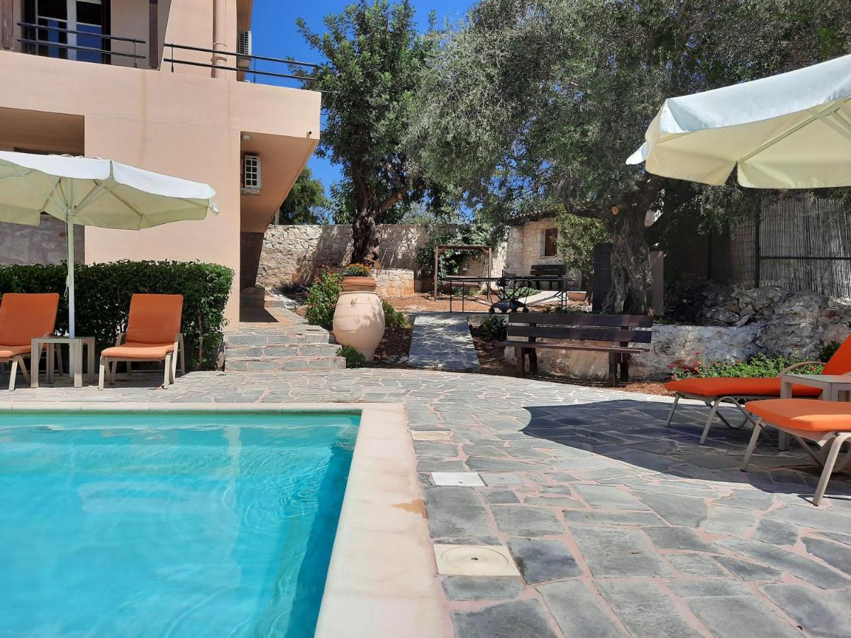 Villa Maragoudi Arménoi エクステリア 写真