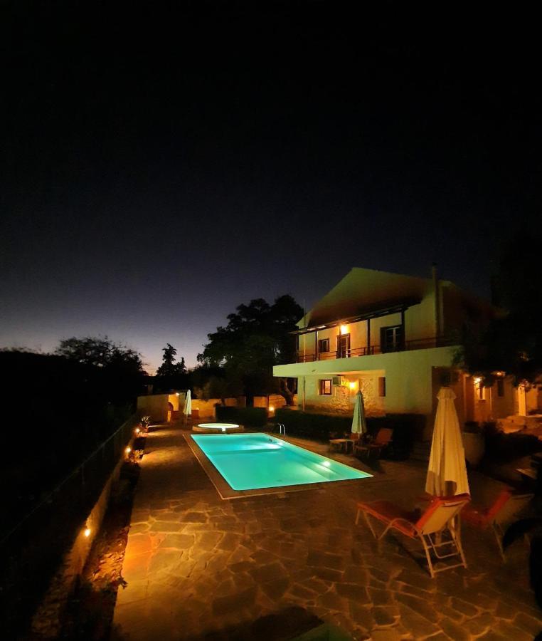 Villa Maragoudi Arménoi エクステリア 写真